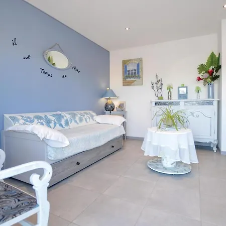 Awesome In W/ Wifi And 0 Bedrooms Semesterbostad *